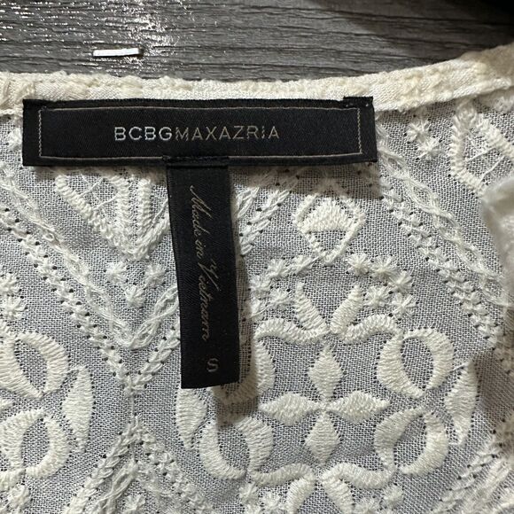 BCBGMaxazria Top Small Blouse Beige Cold Shoulder Boho Sheer Embroidered - Picture 6 of 8